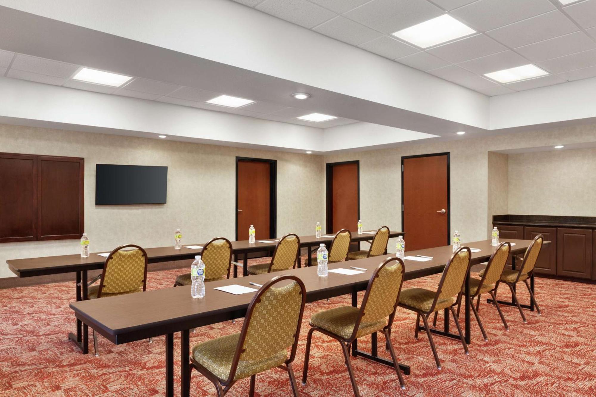 Hampton Inn Сълфър Спрингс Екстериор снимка