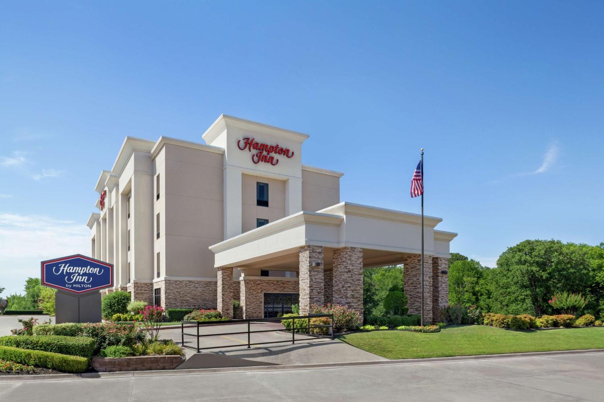Hampton Inn Сълфър Спрингс Екстериор снимка